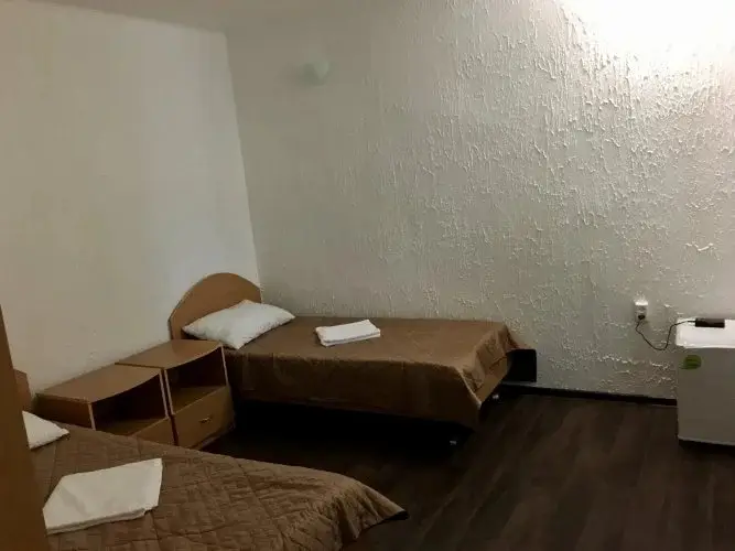 Бжид: Irina Guest House