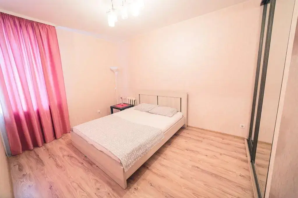 Уфа: 33 Kvartirki Apartments on Revolyutsionnaya