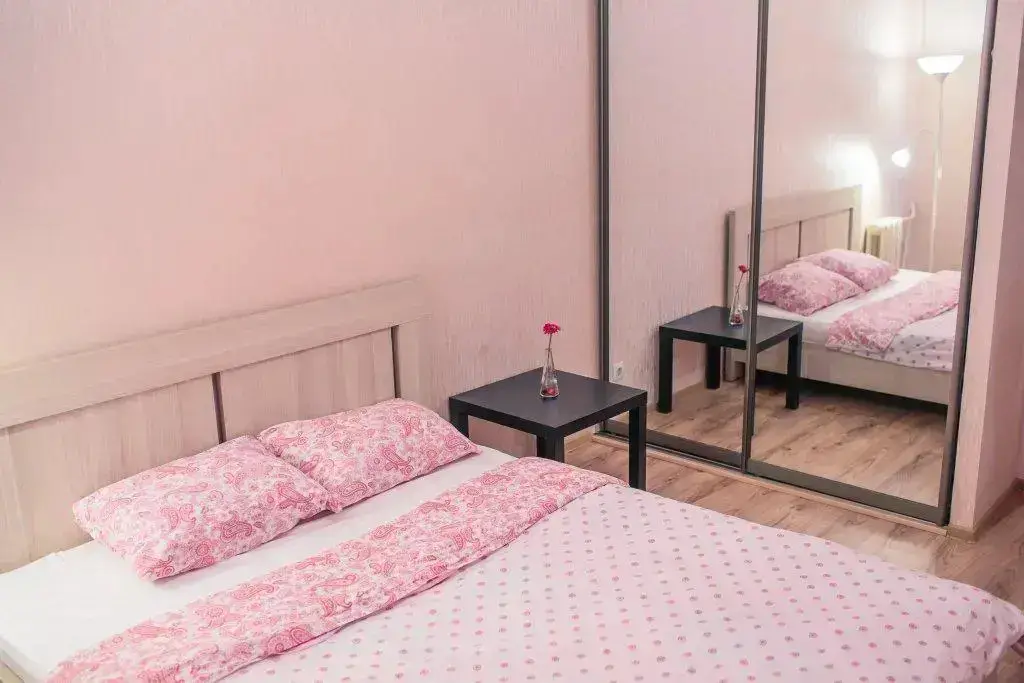 Уфа: 33 Kvartirki Apartments on Revolyutsionnaya