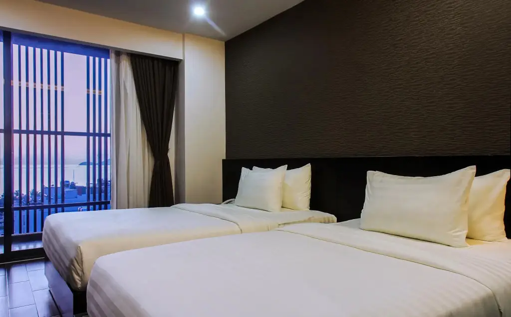 Нячанг: Golden Hotel