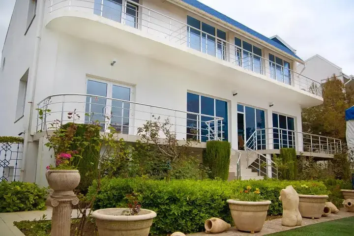 Севастополь: DeepTown Hotel