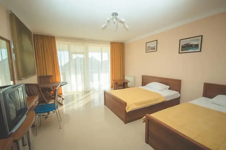 Севастополь: DeepTown Hotel
