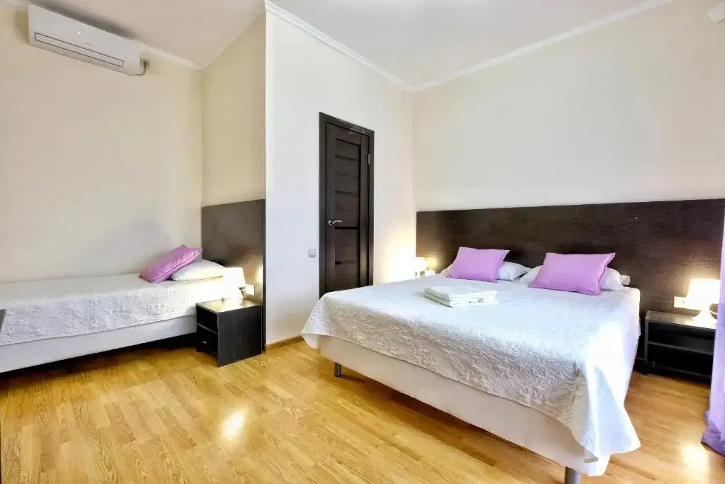 Гудаута: Guest House Lermontov