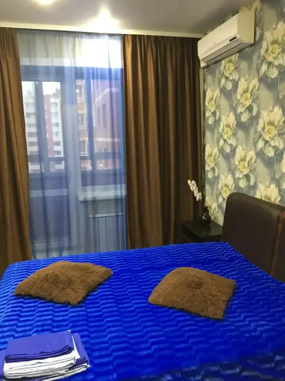 Иркутск: Lyuks S Dzhakuzi Apartments