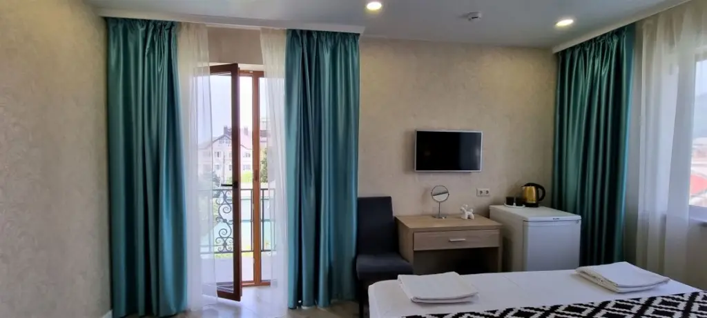 Геленджик: Michel Hotel