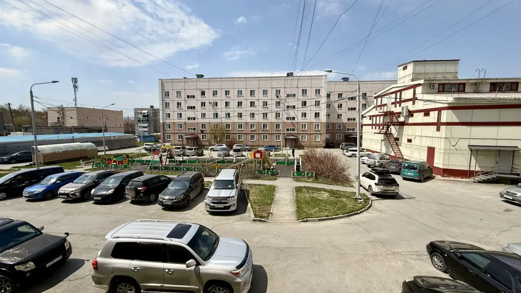 Южно-Сахалинск: Квартира Рента 65 на Есенина 1