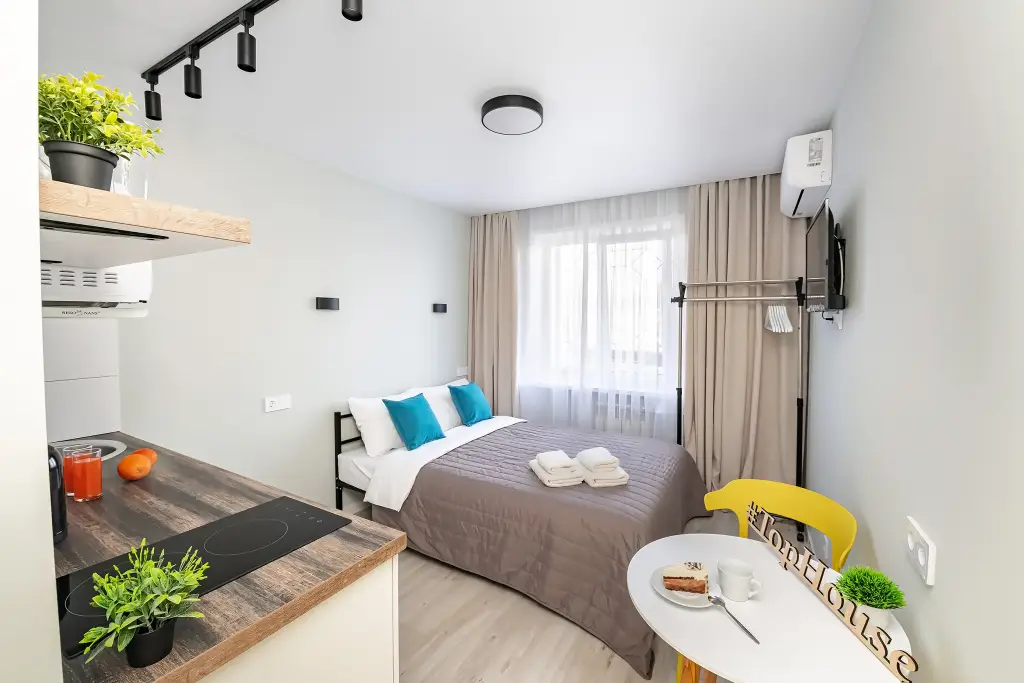 Владивосток: Апартаменты TopHouse на Калинина 105, 5