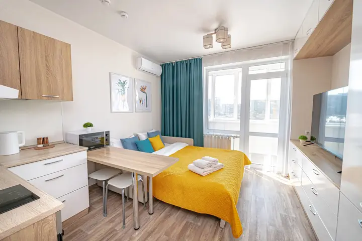 Владивосток: Апартаменты TopHouse на Можжевеловой 18, 10 этаж