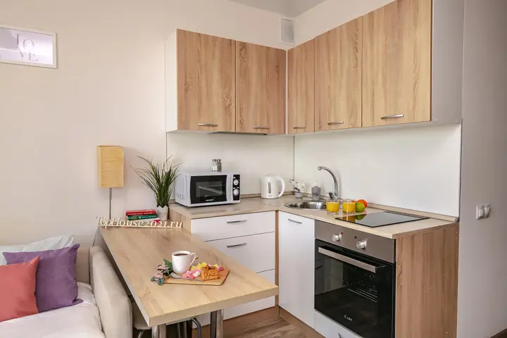 Владивосток: Апартаменты TopHouse на Можжевеловой 18, 14 этаж