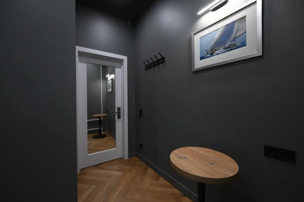 carousel image 5