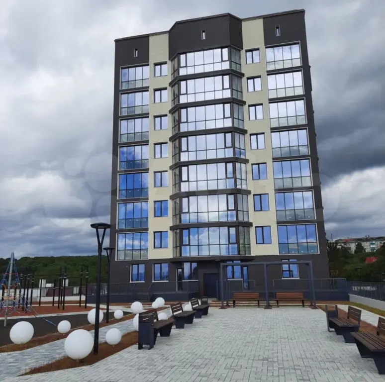 Петропавловск-Камчатский: Квартира New-Sea с видом на бухту, вулкан, горы и лес