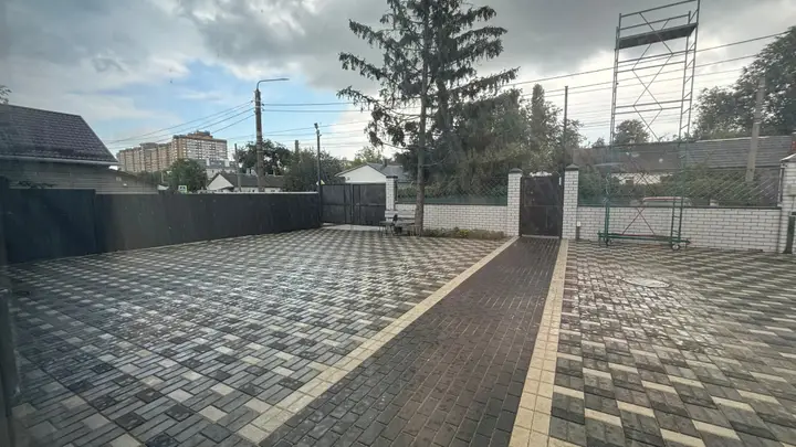 Воронеж: Гостевой дом на Брянской