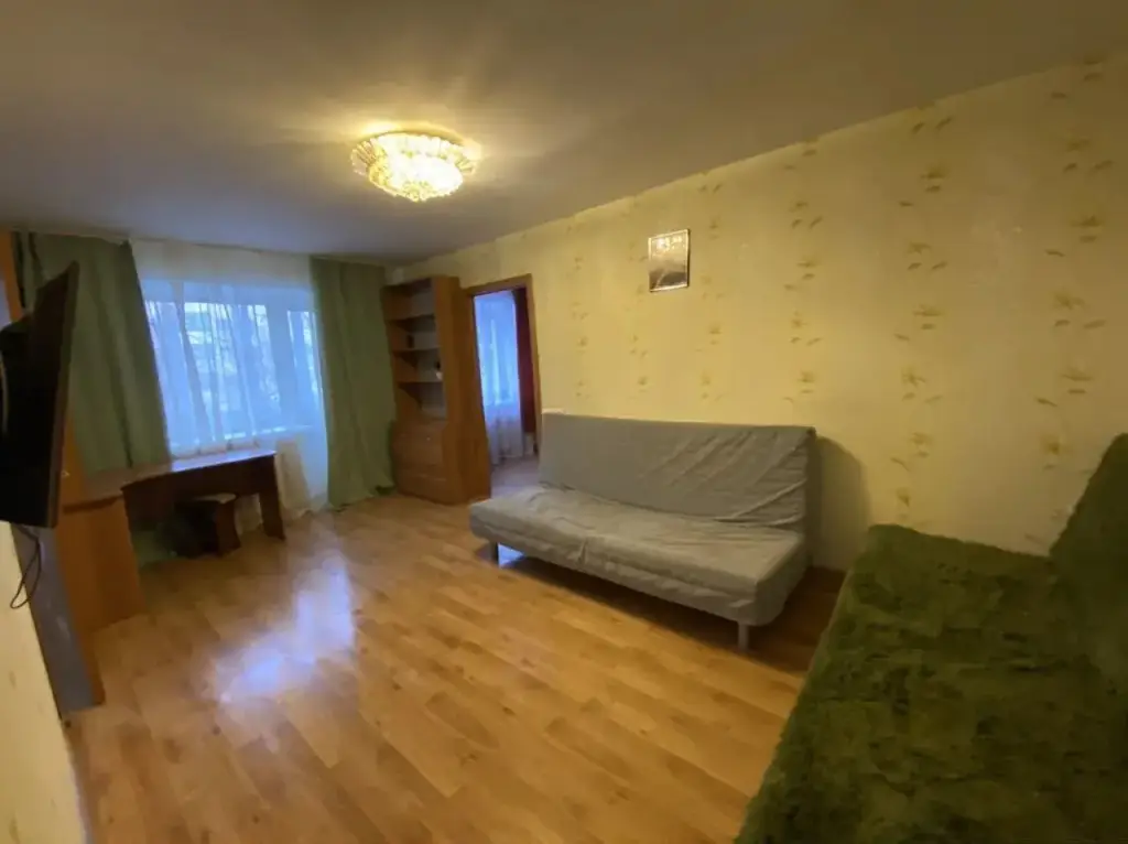 Уфа: Квартира на Российской, 76