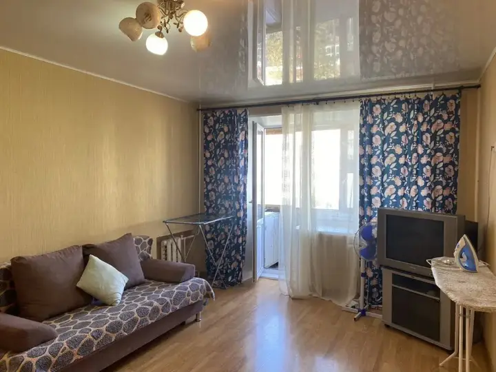 Уфа: Квартира светлая на Цюрупы, 84