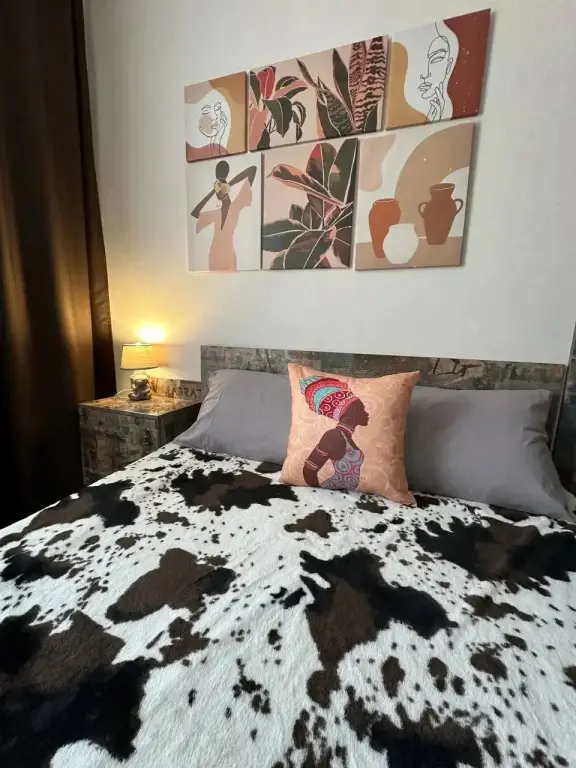 Иркутск: Studiya Irkutsk Na Atlasova Flat