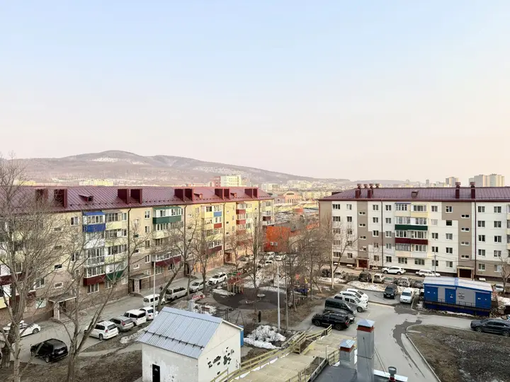 Южно-Сахалинск: Квартира Двухкомнатная Рента 65 на Проспекте Мира