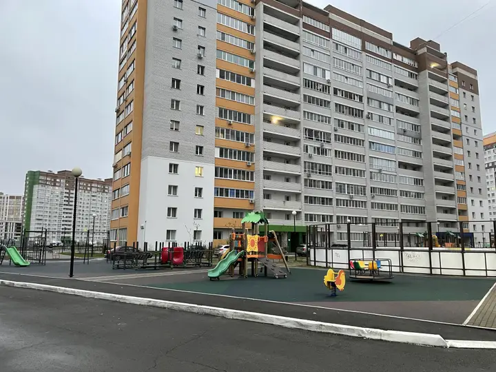 Брянск: Квартира Уютная на Кургане Бессмертия