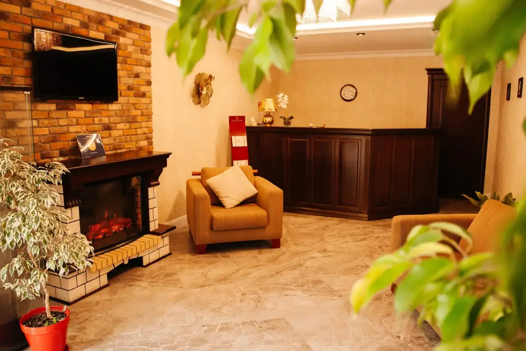 Сочи: ROMANOVPALM Hotel (бывш.Романов)