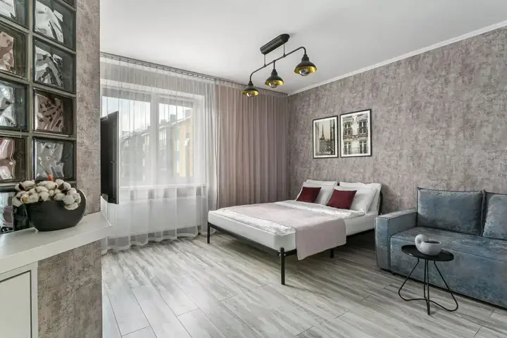 Шушары: Апартаменты MyHomeYourHome на Переведенской д4 к1