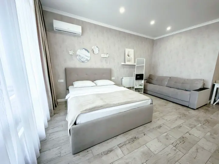 Таганрог: Апартаменты - студия 45 м² на Первой Линии Моря
