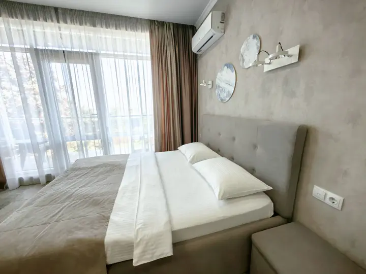 Таганрог: Апартаменты - студия 45 м² на Первой Линии Моря