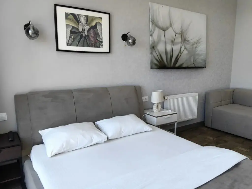 Таганрог: Апартаменты 40 м² на Первой Линии Моря