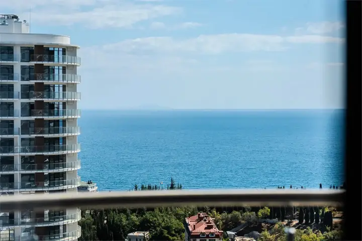 Алушта: Апартаменты Крымский Рей 2к Colden Time прямой вид на море