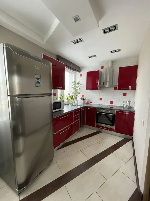 Кемерово: Na Oktyabryskom Prospekte Flat