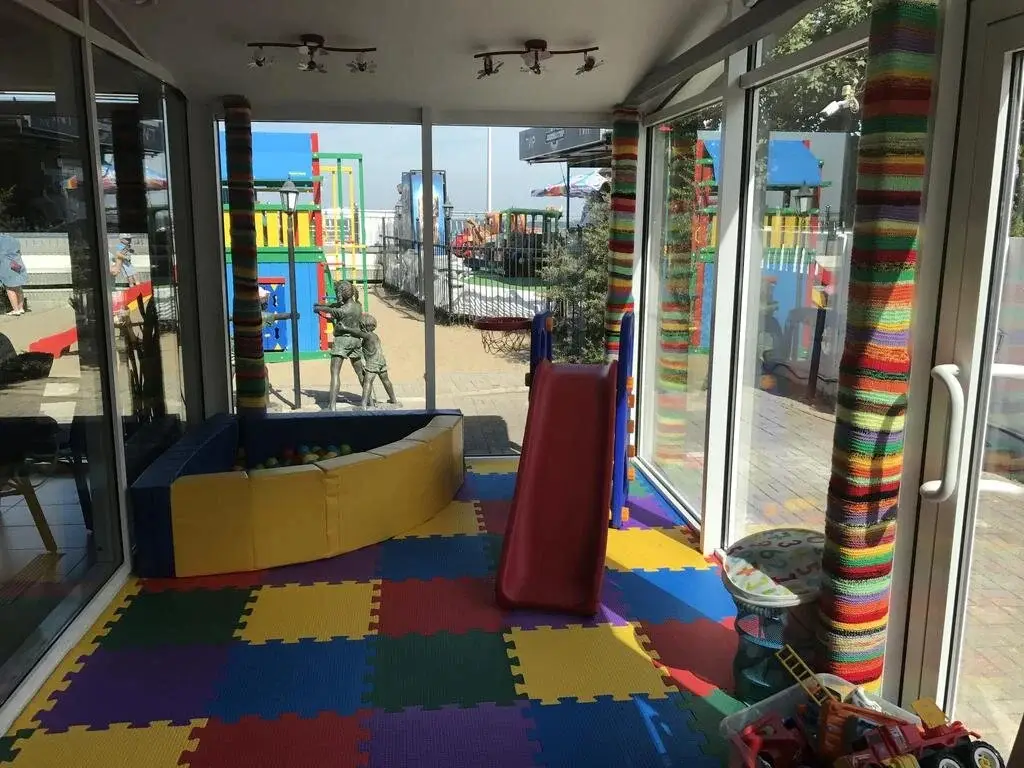 carousel image 1