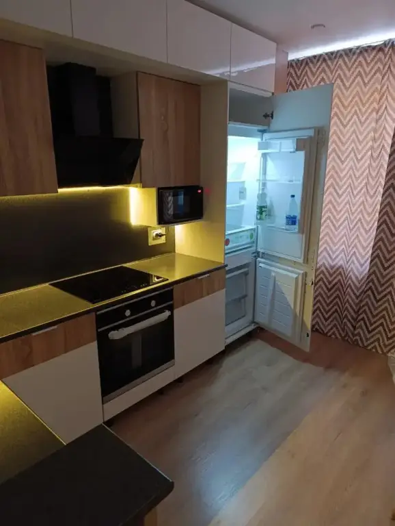 Северодвинск: Апартаменты SeveRent на Ломоносова 79к4 233