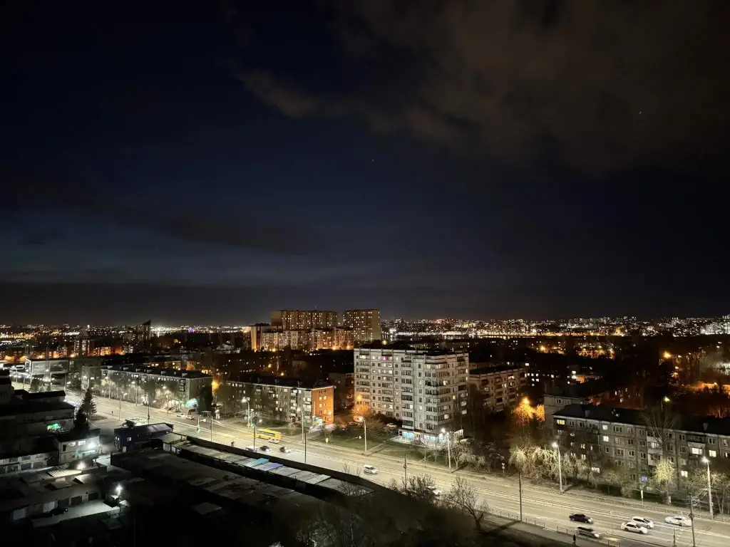 Иркутск: Квартира с Панорамным Видом на Город