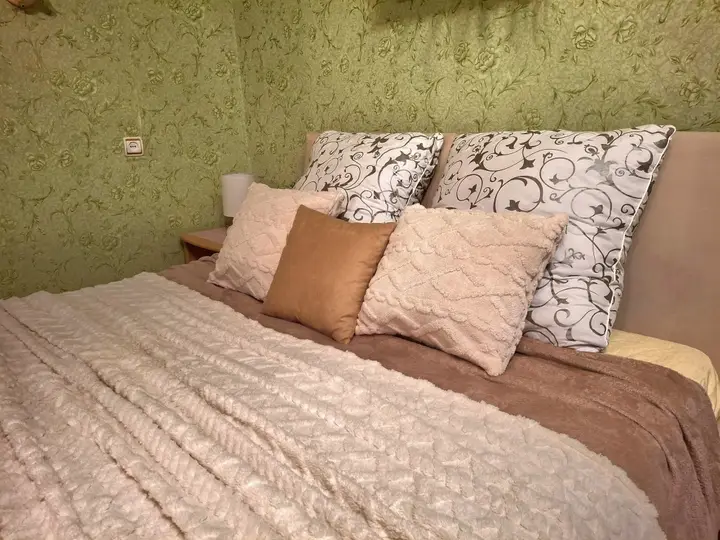 Ухта: Квартира 1 Комн Квартира в Центре