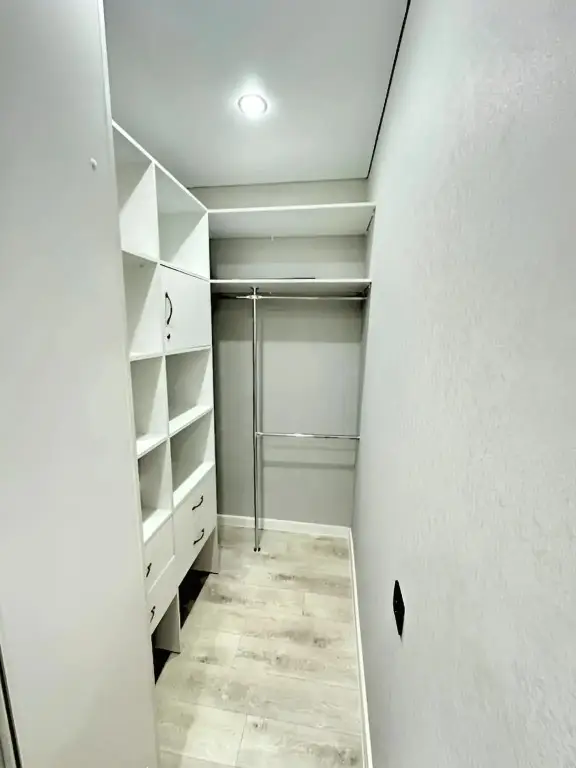 Набережные Челны: Na Absalyamova Flat