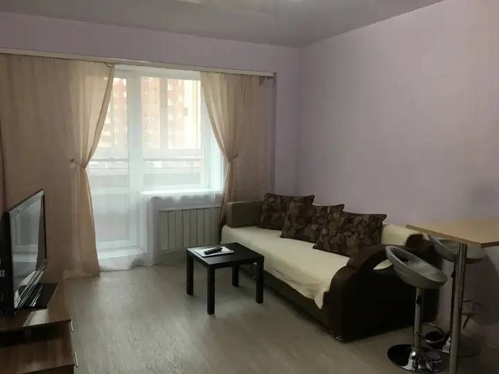 Иркутск: Okolo Tts Karamel Apartments