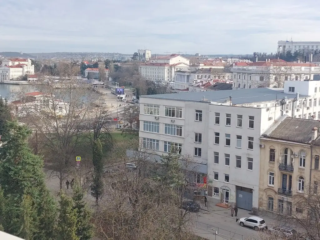 Севастополь: Квартира в центре