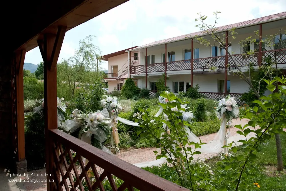 Орлиное: Usad'ba Bajdaryi Hotel