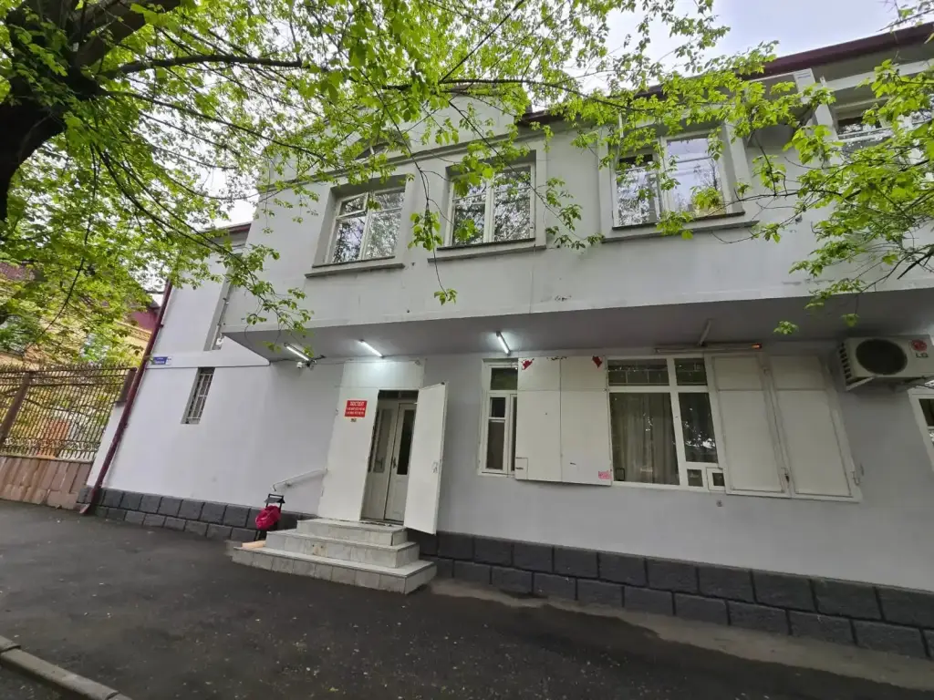 Владикавказ: Меблированные комнаты на Маркуса