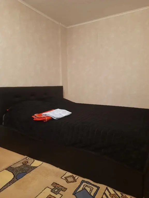 Новомосковск: Квартира в Парковом проезде 4