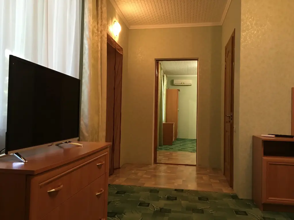 Судак: Частный дом Домик без докучливых хозяев