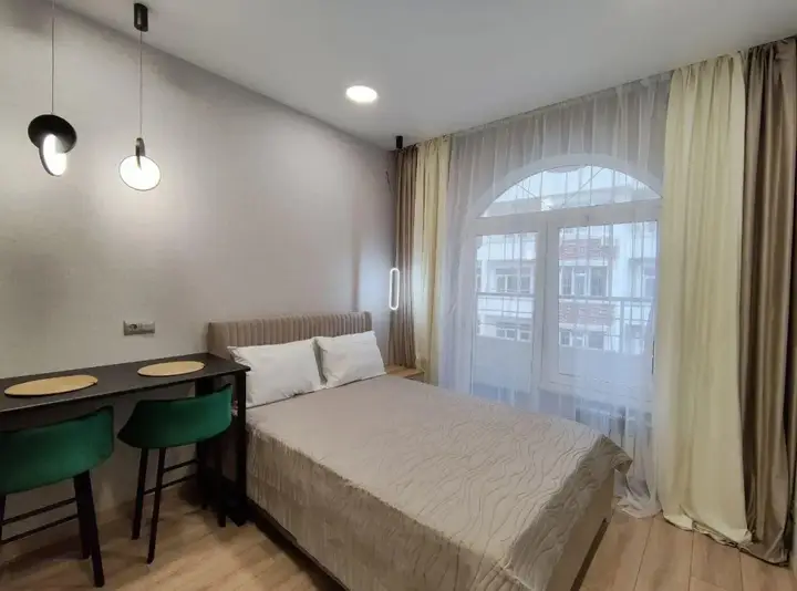 Сочи: Sochi for three nights on Lenin street 290/7k3