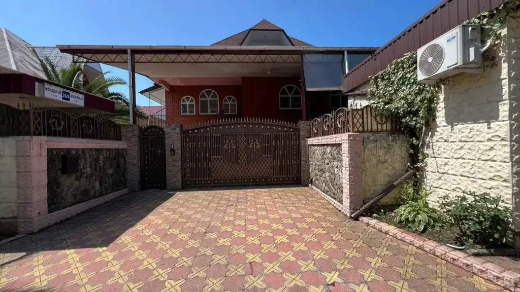 Вардане: Гостевой дом Камелия-Вардане