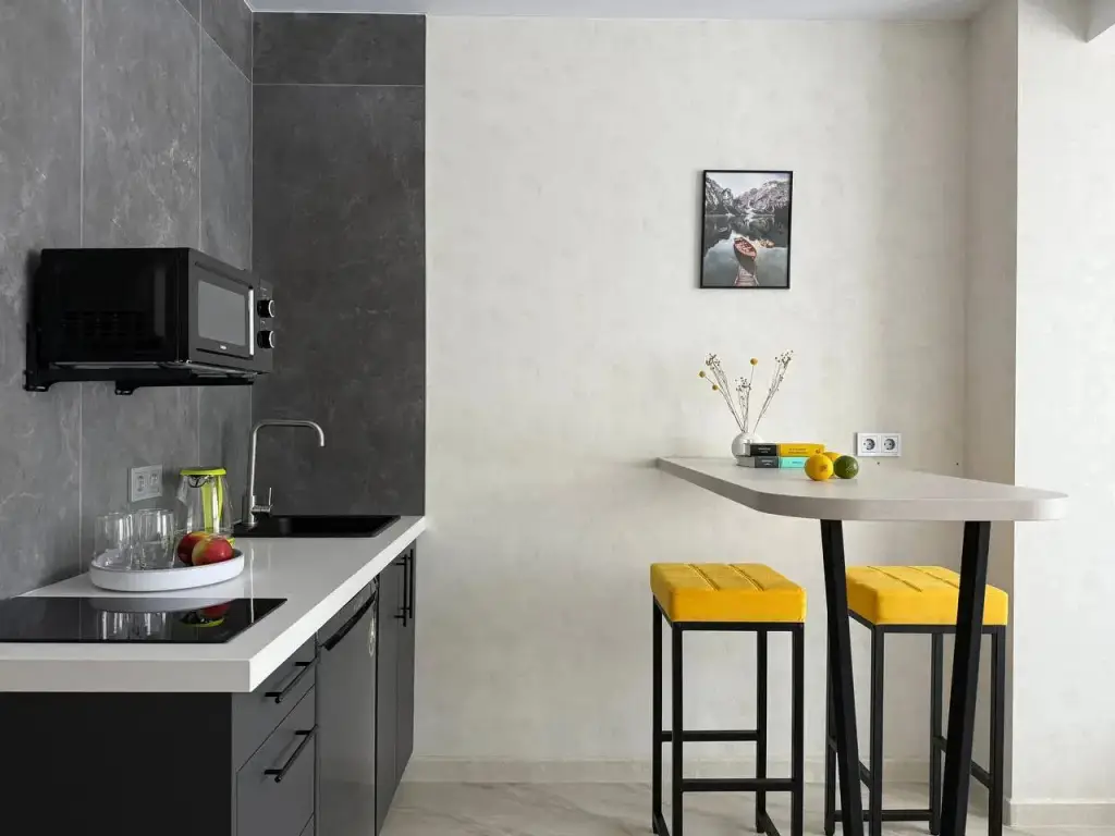 Владивосток: Апартаменты Prim Rooms Aura Yellow Splash