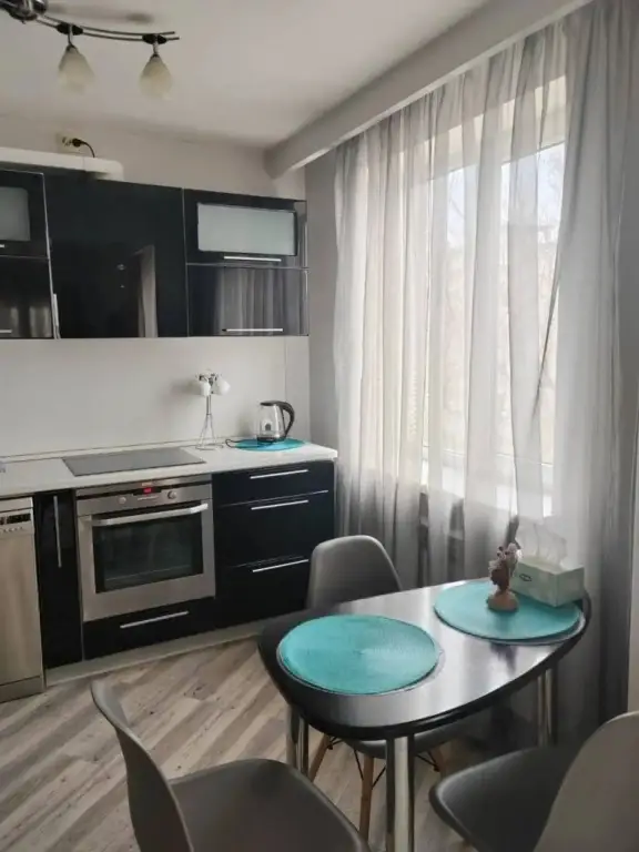 Владивосток: Квартира на Некрасовском Переулке 3