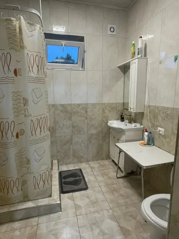Ново-Зубутли: Частный Дом с Видом на Реку