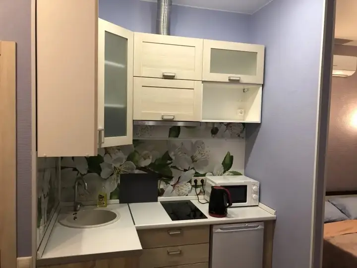 Matrosovo: Недорогие Апартаменты 1 на Смольной 44