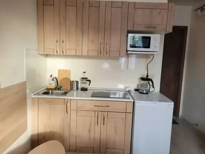 Климонтеевская: Апартаменты рядом с метро Строгино с собственным санузлом