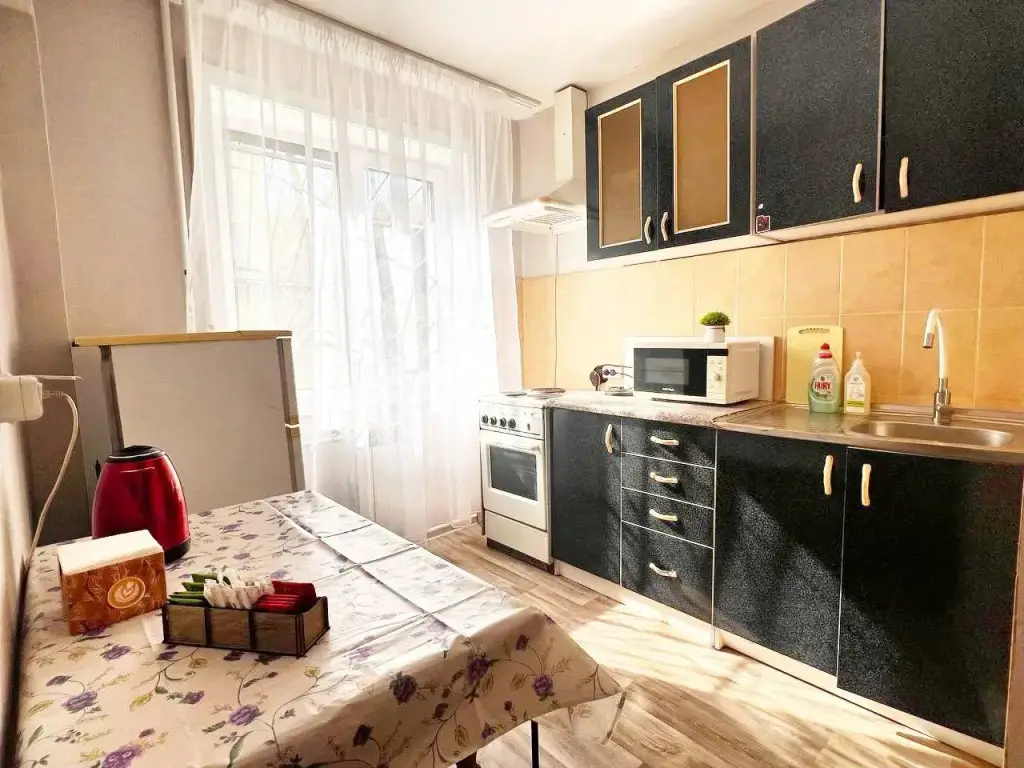 Иркутск: Квартира Уютная около Иркутской Областной Клинической Больницы
