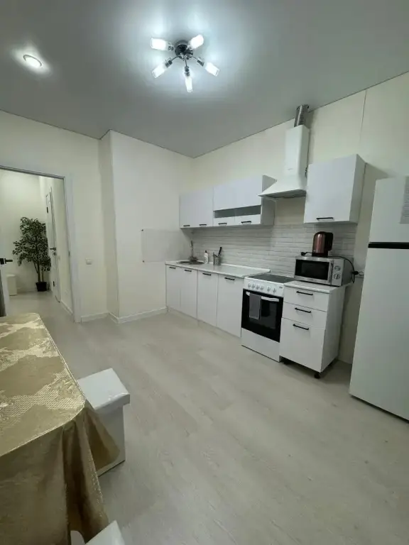 Уфа: Квартира на Орджоникидзе 19/2