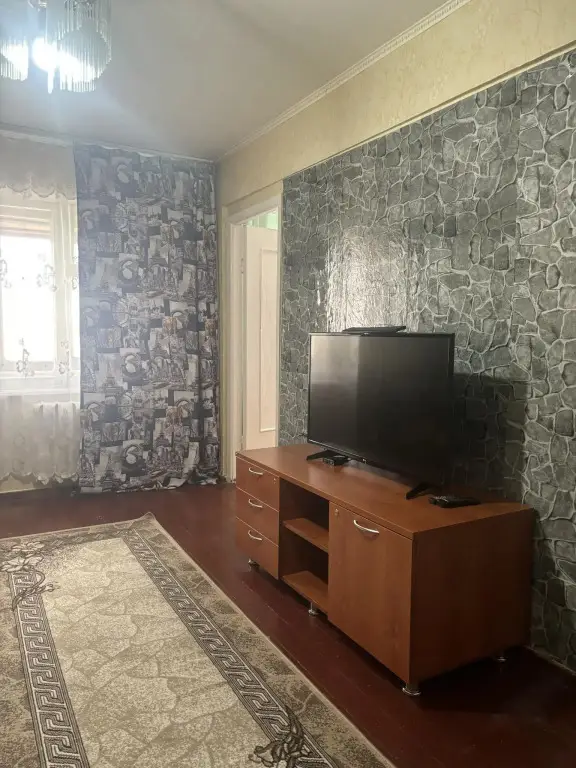 Воркута: Апартаменты на улице Чернова 2Б