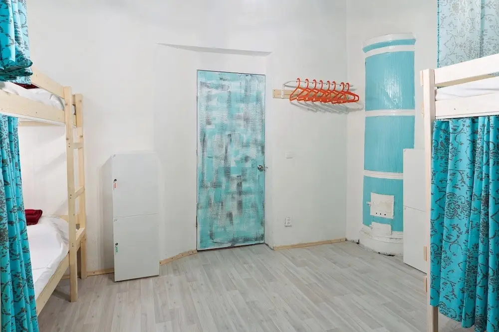 Sukhaparina: Hostel Wanderlust